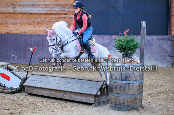 Indoor SGW De Mortel Training Groep 11 13.30 28-12-23