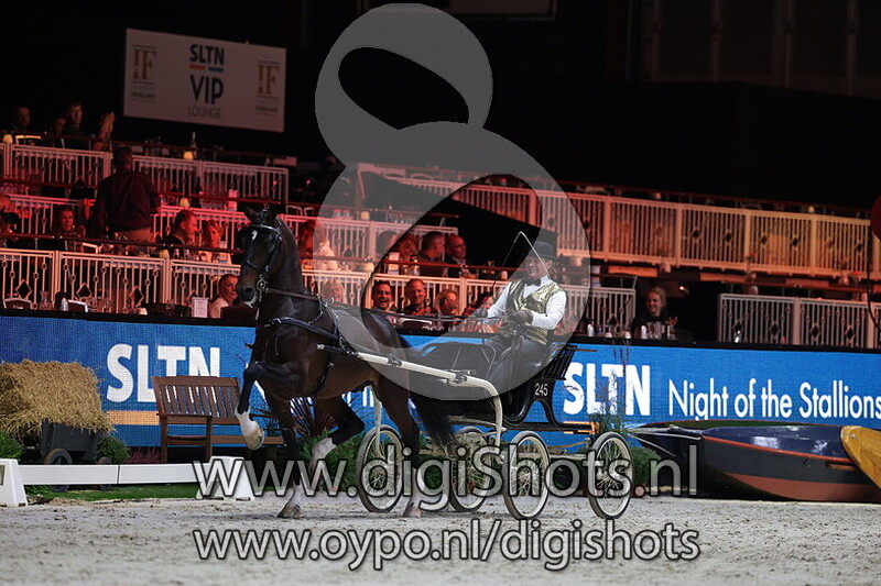 Stal Albert Lueks en Dressuurstal Marten Luiten