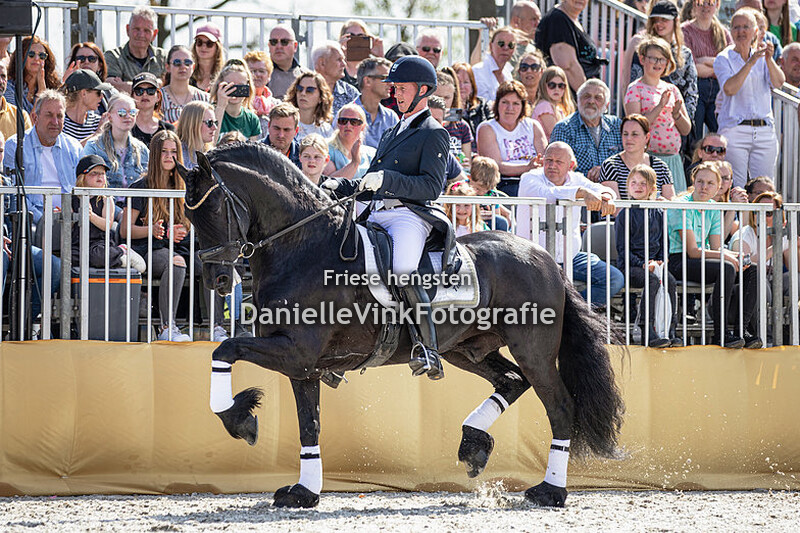 Hengstenshow Lunteren 18-04-2022 Tiede 501 OHZ Jacob