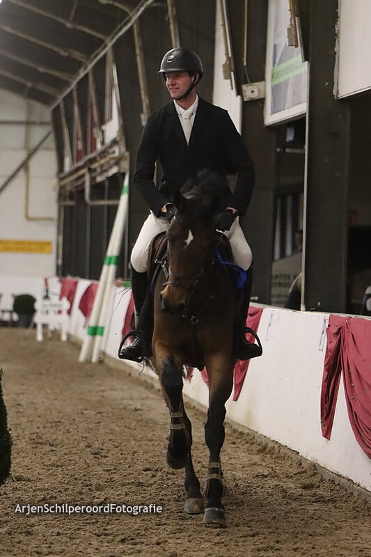 Indoor Hartje Drenthe 19-01-2023 Prijsuitreiking 120cm