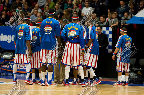 Harlem Globetrotters Martiniplaza 16 april 2012