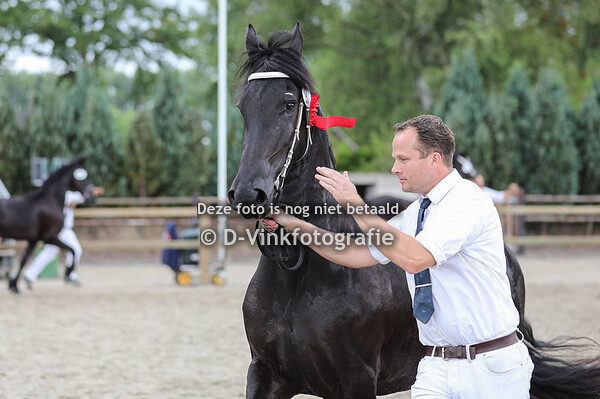 90. Karolien Fan de Ketting