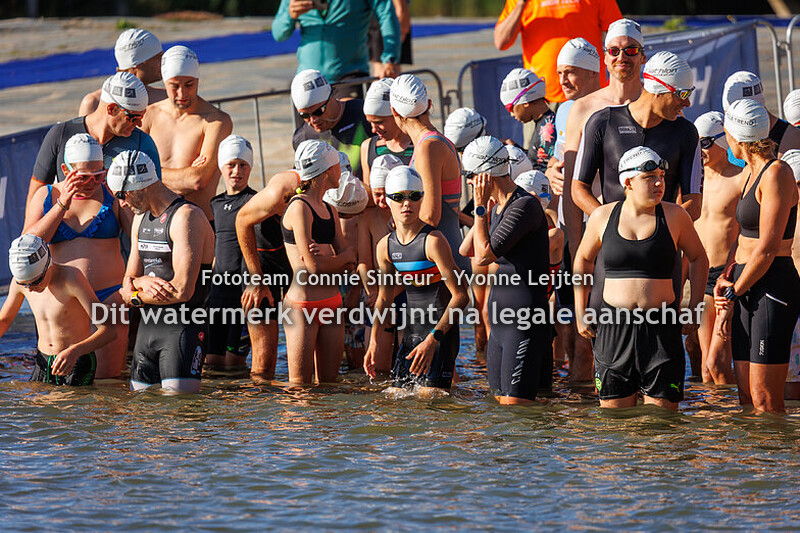 SWIM ouder/kind eerste serie High Tech Triathlon Eindhoven