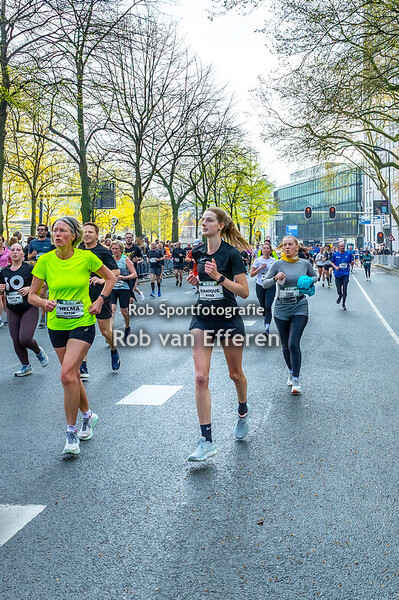 2025 NN 1/4 Marathon Rotterdam - 1 - Finish Coolsingel voor ca. 10.45u