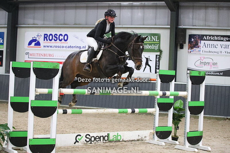 De Voornruiters De Meern Springen Pony's 13-04-2024 100 t/m 130 cm Klassiek