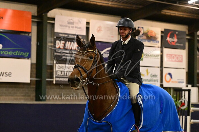 Niels Brussen - AVY DGP Z