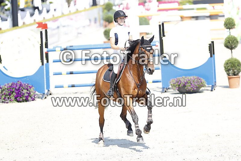 Anneke Niels-van Wijngaarden