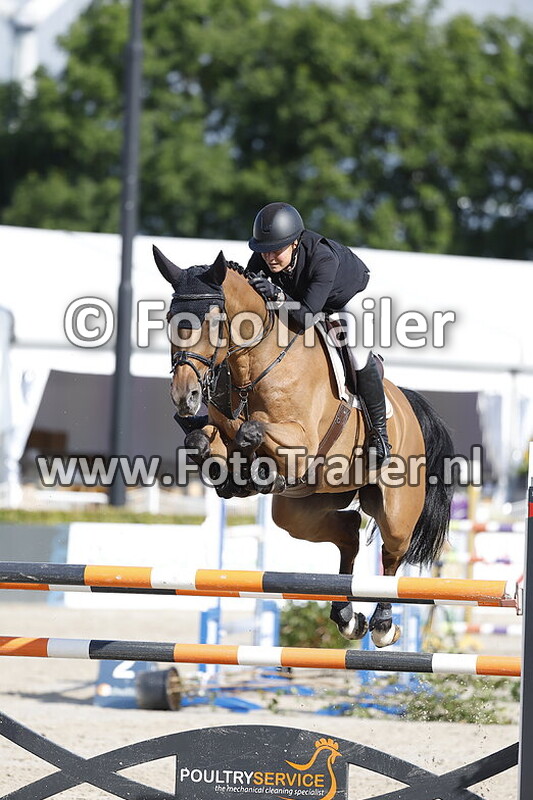 monique van den broek