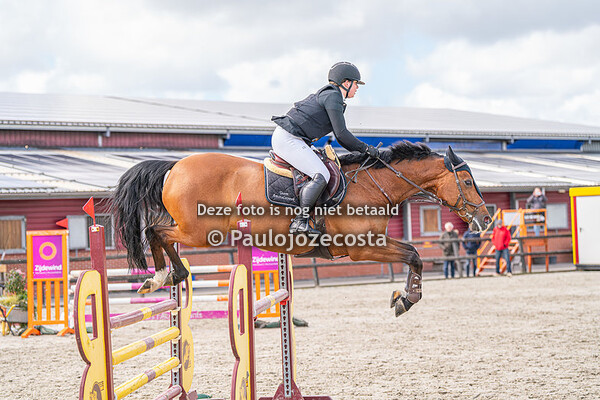 21/04/2024 110cm Paarden Beukers Hippix