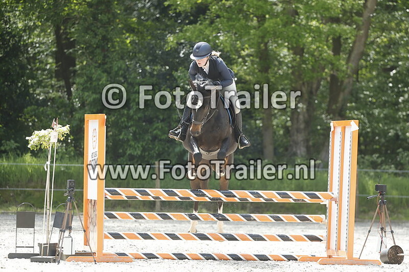 pony 70cm tm 1m groep 2