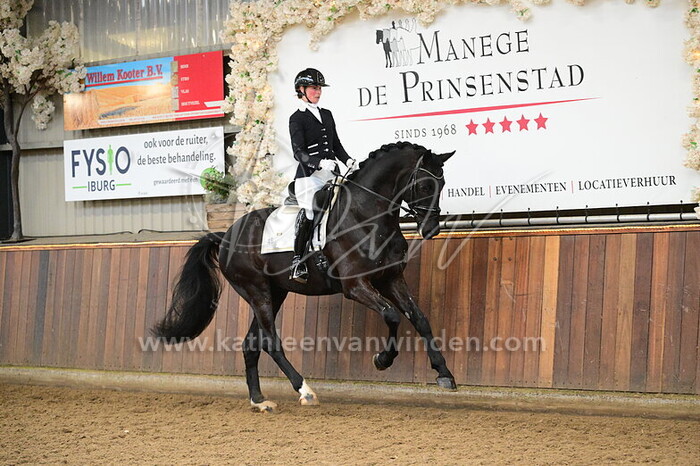 Elisabeth Geluk - San Diego E