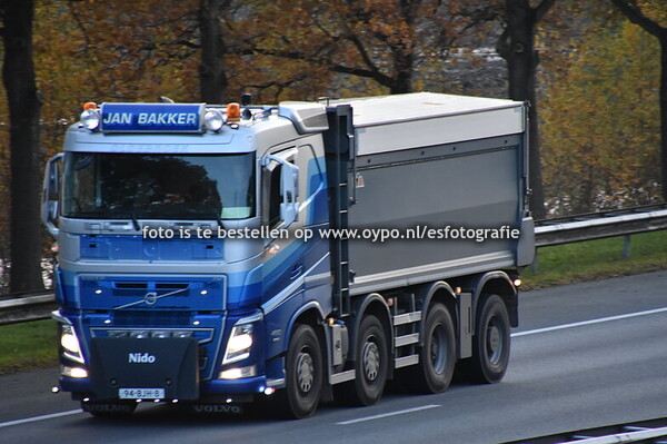 5-11-2025 Truckspotting Drachten A7 Fietsbrug