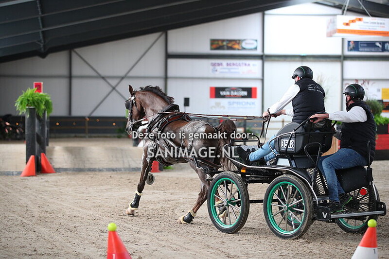 De Voornruiters De Meern Menmarathon 04-10-2024 Paarden 1-span 14.45 uur