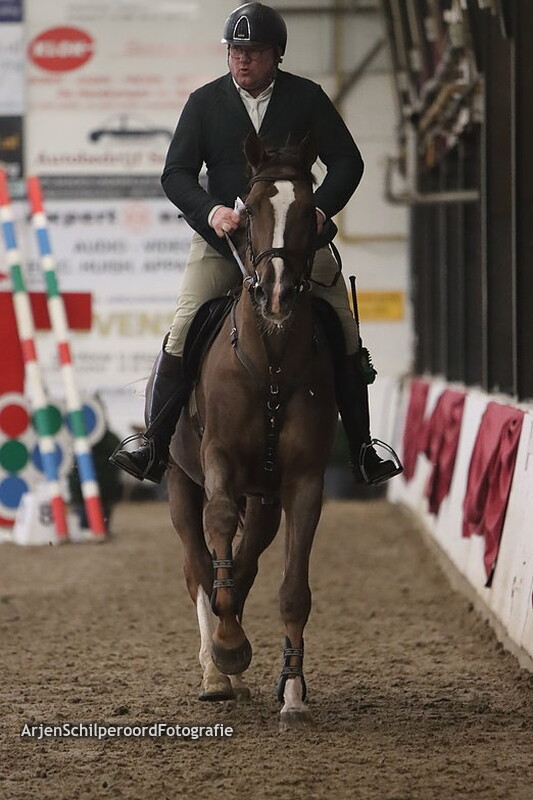 Indoor Hartje Drenthe 20-01-2023 Prijsuitreiking 130cm