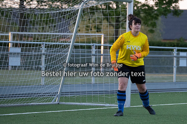 2025-05-09 Damesvoetbal 30+