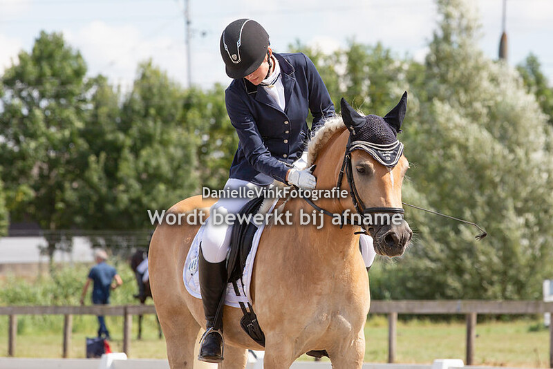 Jantine van Middelkoop - Lieve van de Roosestee