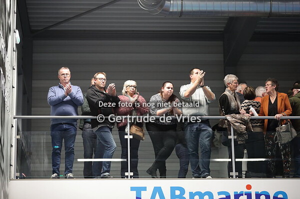 20250104 HKC - Blauw Wit