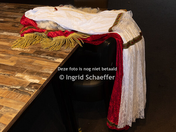 2024-11-30 Alblasserdam Sint Oceanco