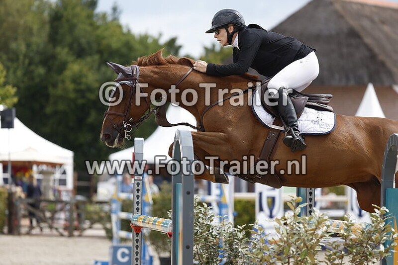 stefanie ribas da costa