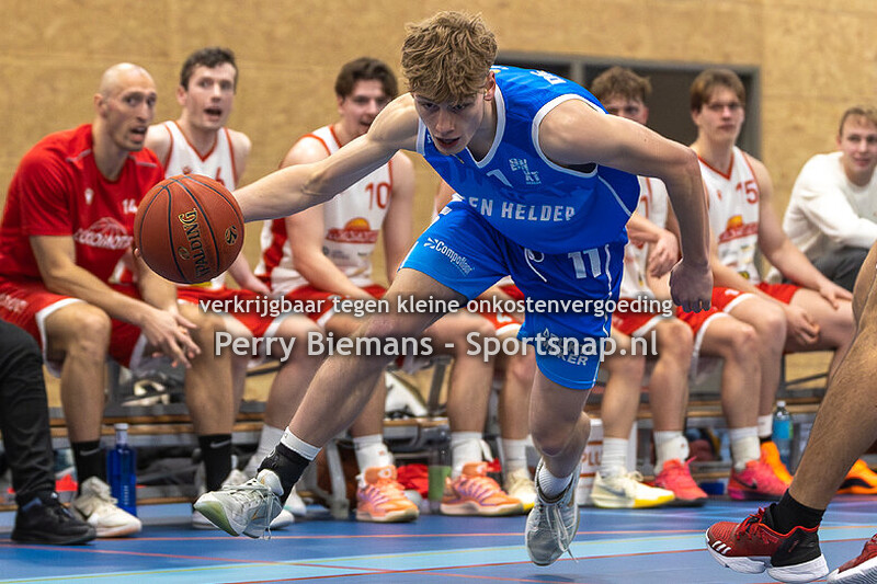2025-12-15 basketbal; Lokomotief-Den Helder Suns