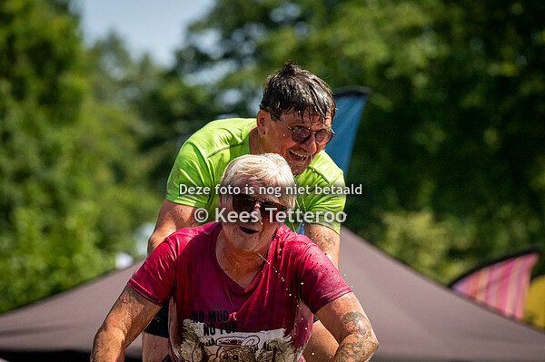 Tot de nek in de drek-8-7-2023