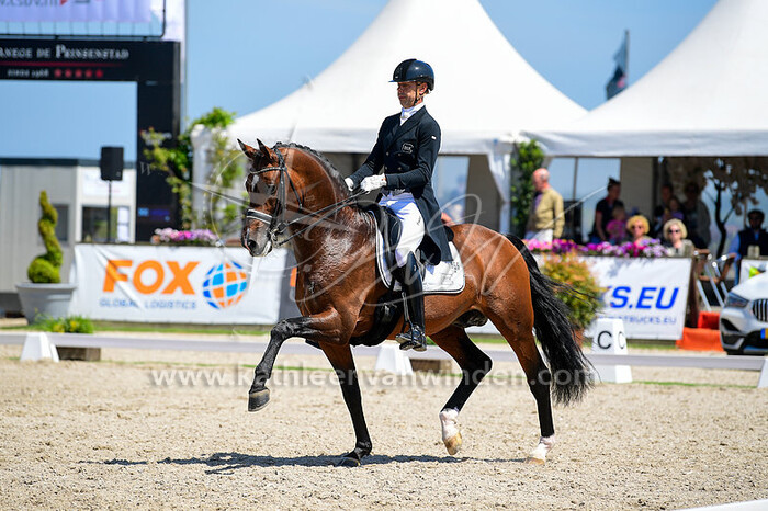 05-31 Subtop dressuur