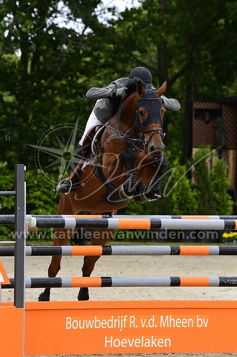 Marcel van Driel - Jumper van de Muggenhoek
