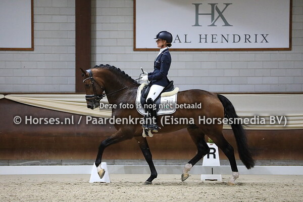 19 Kayne v Governor, Adelinde Cornelissen