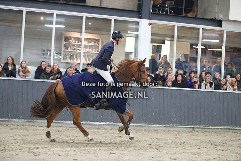 De Voornruiters De Meern Springen Paarden 04-11-2023 1.40m Grote Prijs Utrecht