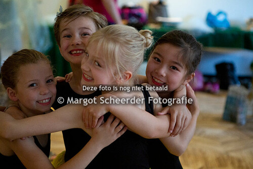 00 achter de schermen