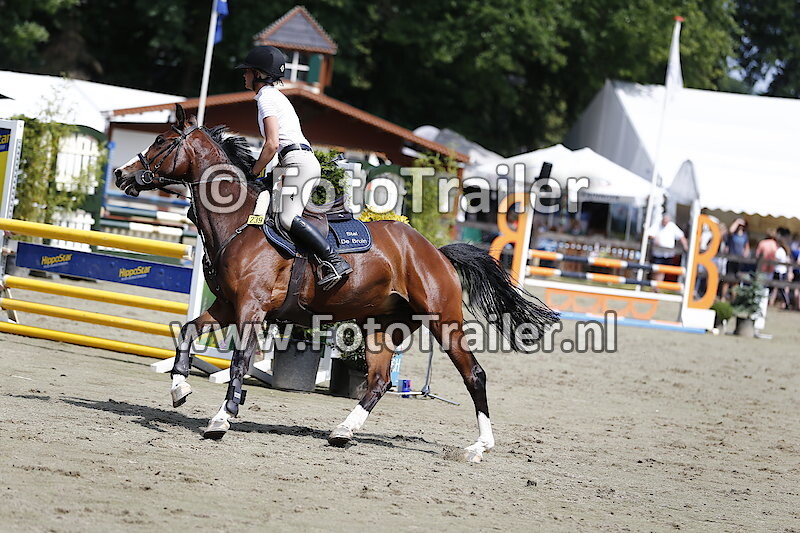 Valerie van Kesteren