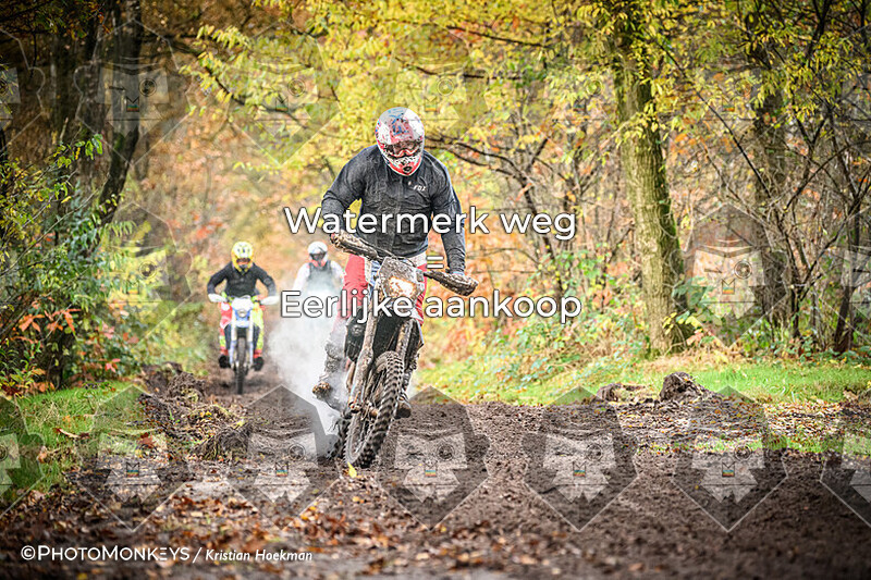 -- ONLINE -- OTR Veghel - Locatie 1 - Overige foto's/ spatbord kleuren