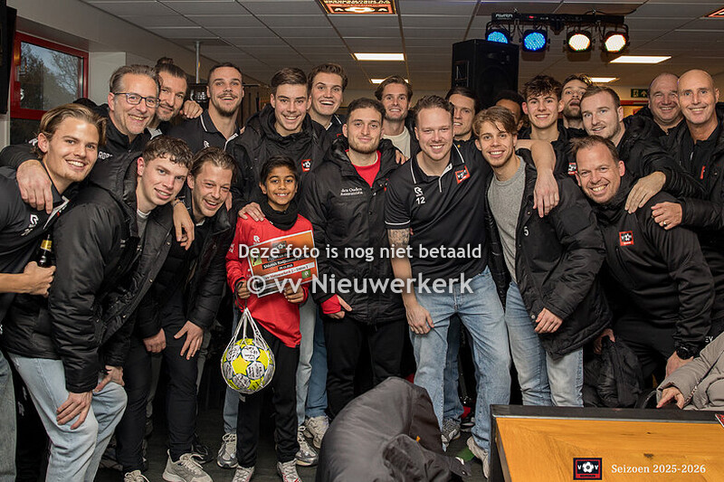 2025-11-29: pupil vd Week: Shivesh Radjkoemar JO11-5