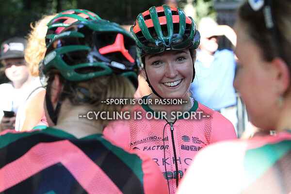 20190629 NK weg vrouwen 