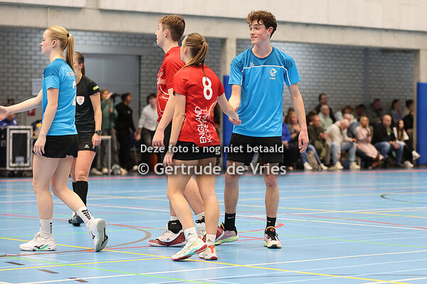 2025-12-28-Challenge-65-U19-hal 2-Zuid-West U19-England U21-Gertrude de Vries