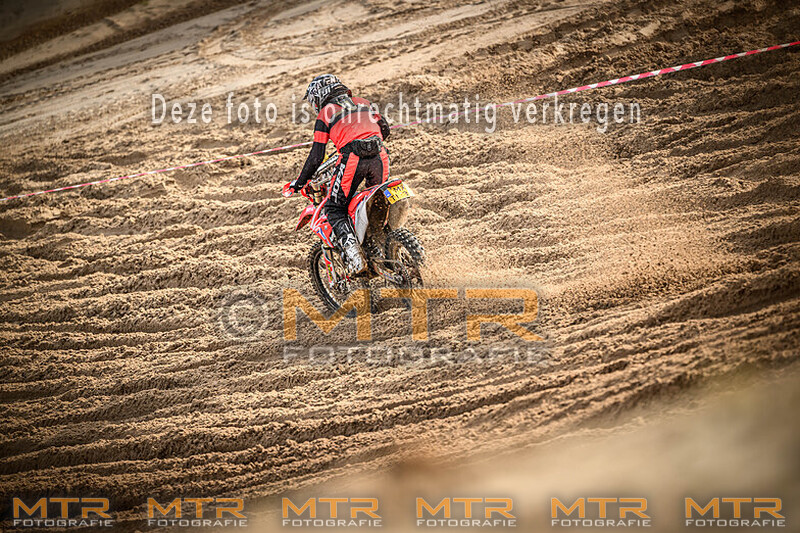 -- ONLINE -- OTR Steenwijk - Bult - Spatborden oranje en rood