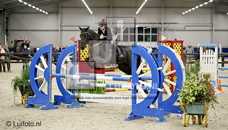 Indoor Regio pony's Springen