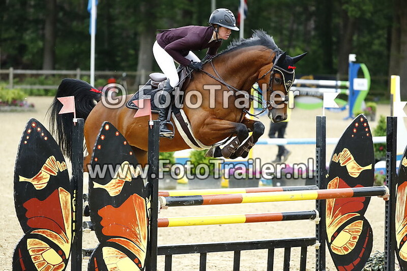 samantha alexis mackenzie