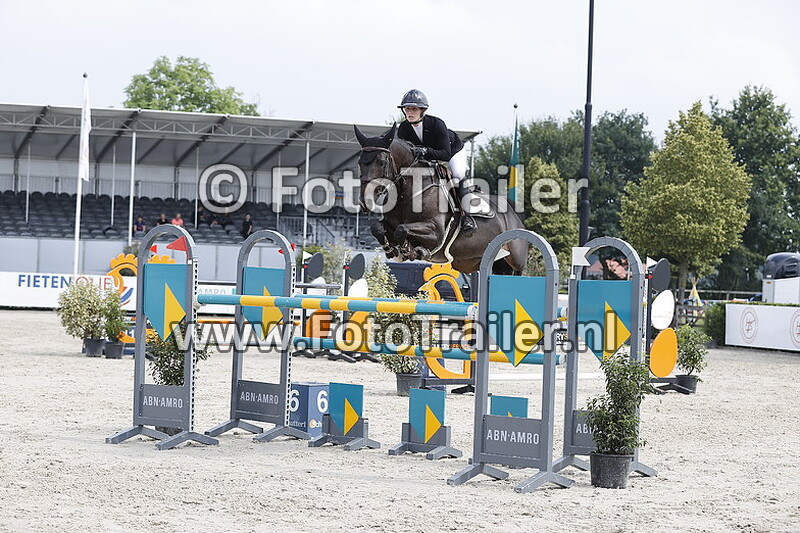 angela van daatselaar