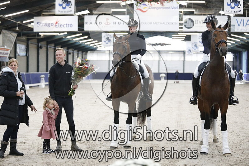 Show Renate van Uytert
