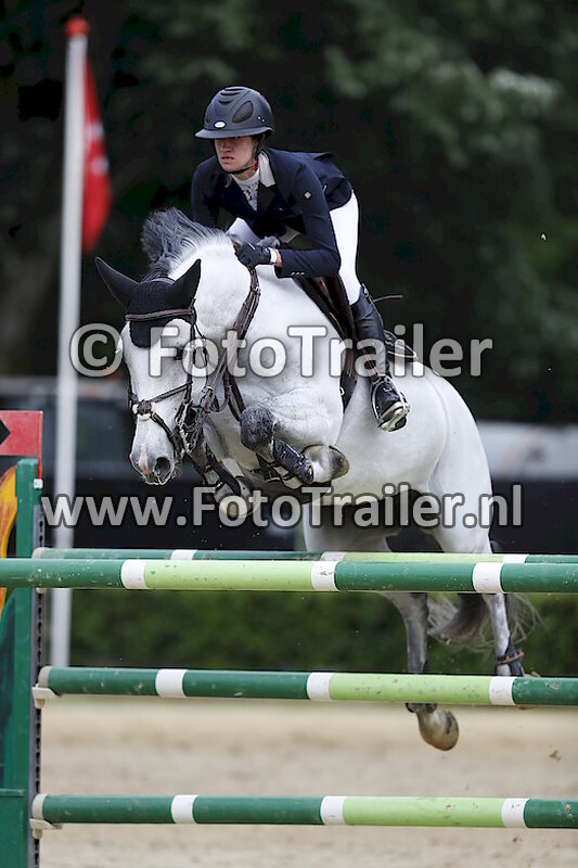 Samantha Alexis Mackenzie