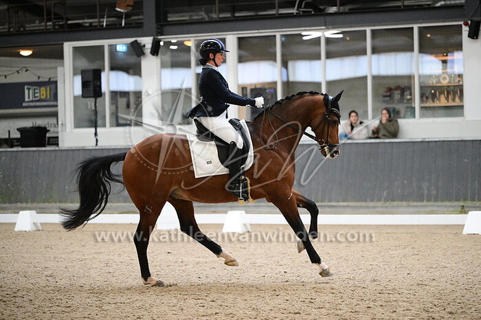 Kim de Jong - Le Montrachet