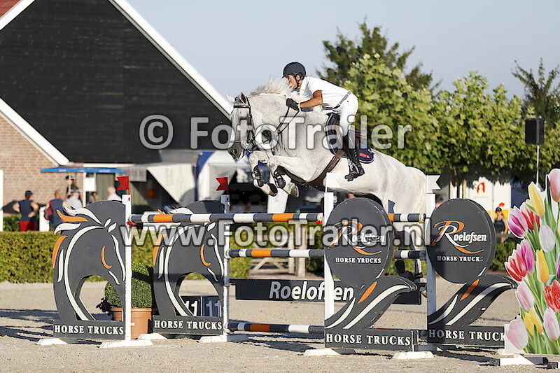 Manuel Fernandez Saro