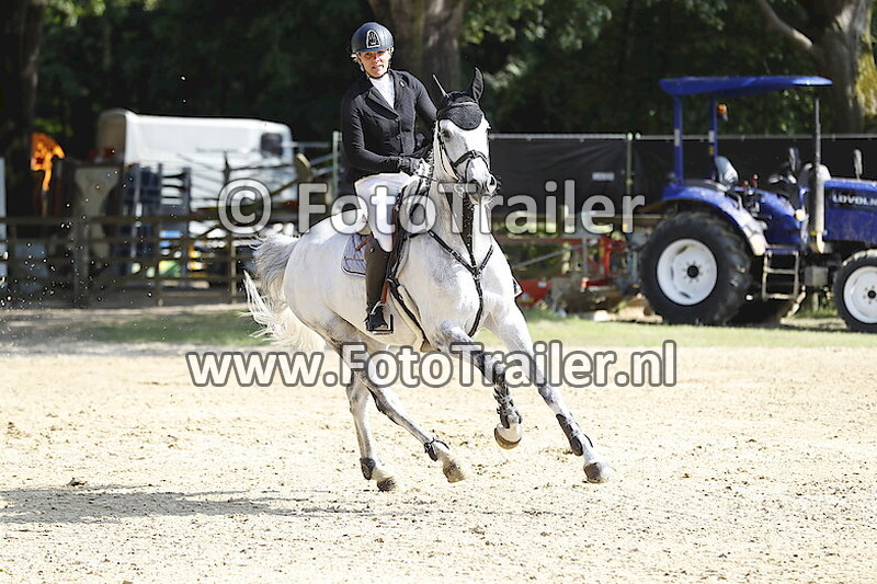 Julia Houtzager Kayser