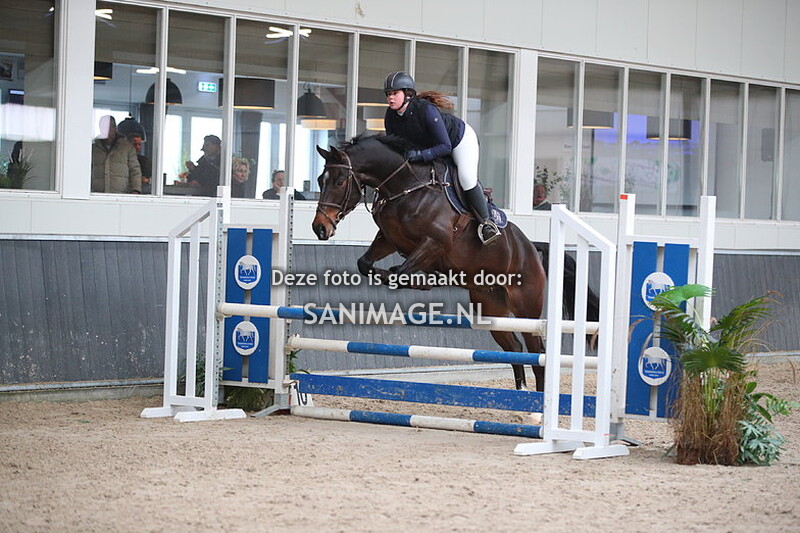 De Voornruiters De Meern Springen Paarden 02-12-2023 90 cm