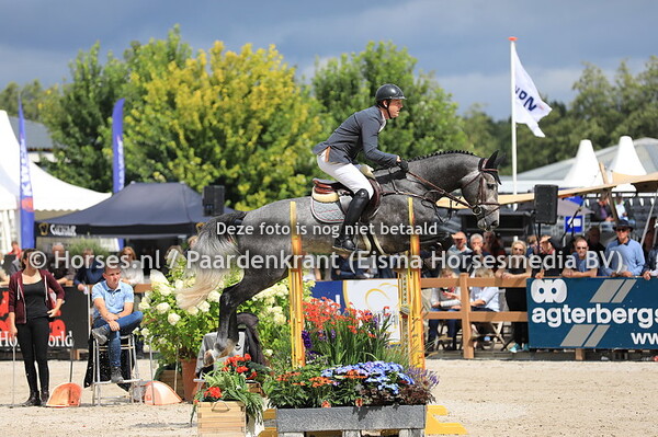 48 Kickin' It v Gullit