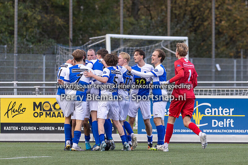 2025-10-25 voetbal; Wippolder-Oliveo