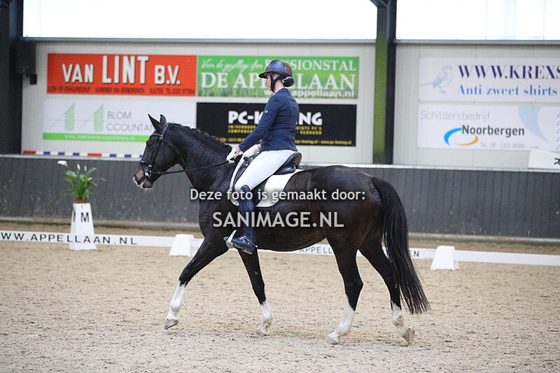 De Voornruiters Dressuur 16-12-2023 14.15-15.15 uur