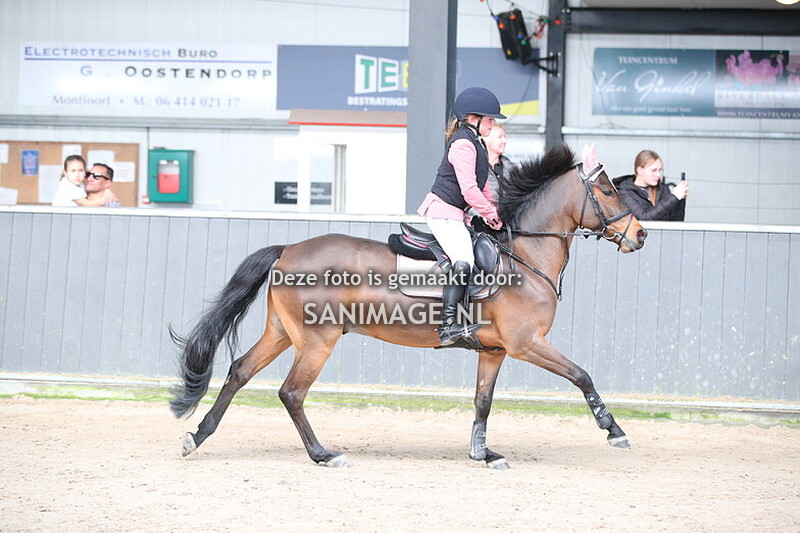 De Voornruiters De Meern springen pony's 08-03-2025 90 cm Klassiek