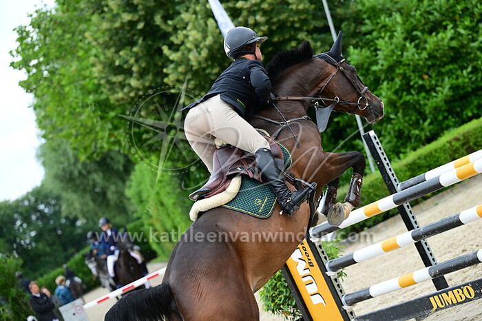 Kirsten van den Berg - Hannah DDH